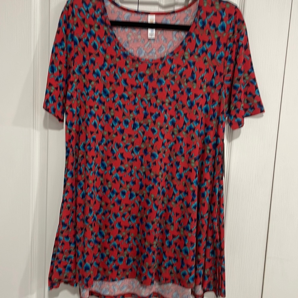 LuLaRoe Perfect T